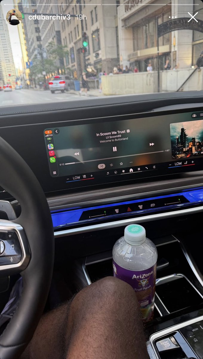 BullsMuse_'s tweet photo. Caleb Wilson been listening to only Chicago rappers 😭🔥

(via Caleb Wilson IG) https://t.co/a708zVNcyg