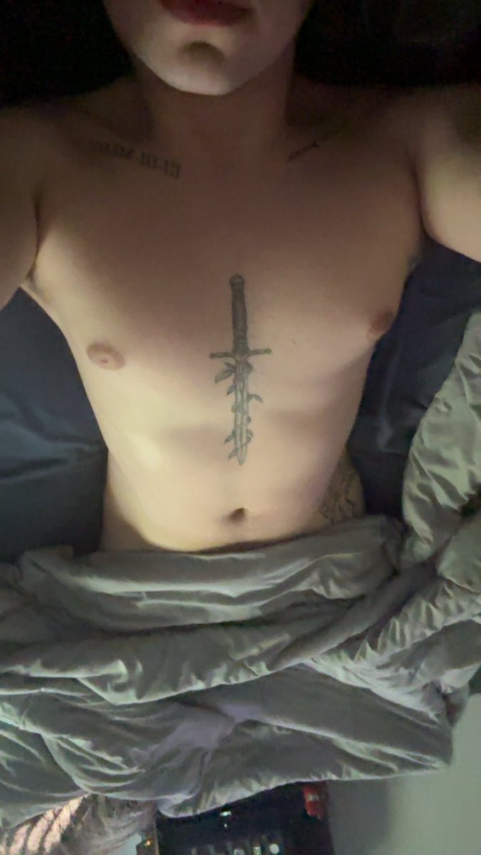wnnbeghostface's tweet photo. Goodmorning🖤#nsfwtwt #tattedmen https://t.co/gYQgo3cKiW