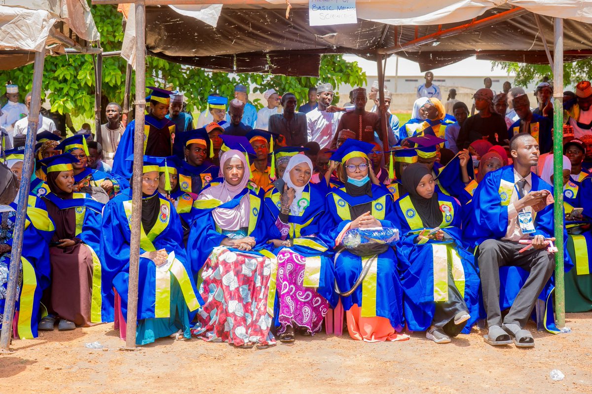 MSIngawa's tweet photo. Update: 

Federal University of Medical and Health Sciences, Funtua holds its first matriculation today. 

-A total number of 271 students were admitted 
-Governor Radda stated that Katsina State Government invested over N2bn to support the take off of the school including land for permanent site, the temporary site and many others.