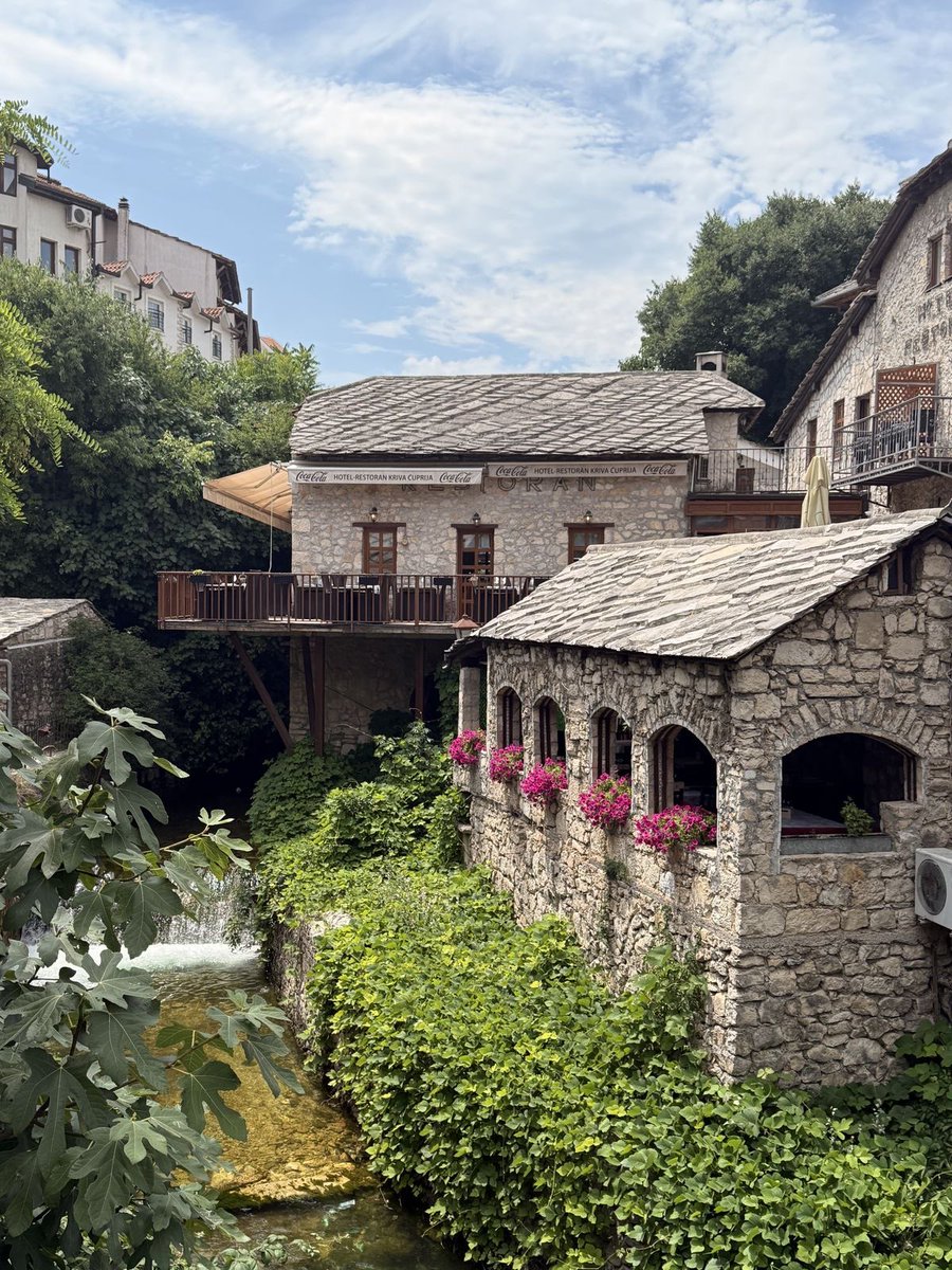 vistaaura222's tweet photo. Mostar, Bosnia https://t.co/ef2Zl5hvpV