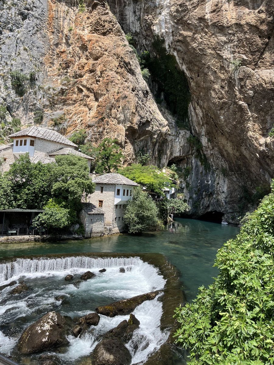 vistaaura222's tweet photo. Mostar, Bosnia https://t.co/ef2Zl5hvpV