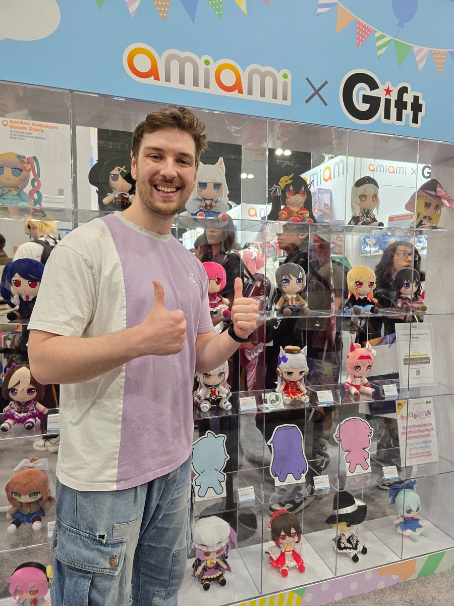 CDawgVA's tweet photo. Always a pleasure getting to go to the Ami Ami booth at AX. By far the best place to get your figures go check out their booth at  south hall #314! 🫡 @AmiAmi_English!  

#amiamiax2026 #ad https://t.co/9IePhkSDlX