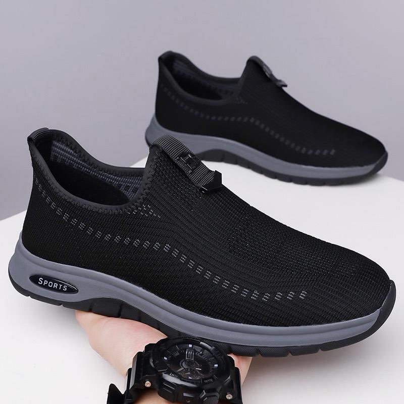 Fees__empire_'s tweet photo. Men sneakers 
Original quality 
41-45
🏷️N13,000
📍Kaduna https://t.co/9VMsYD109r