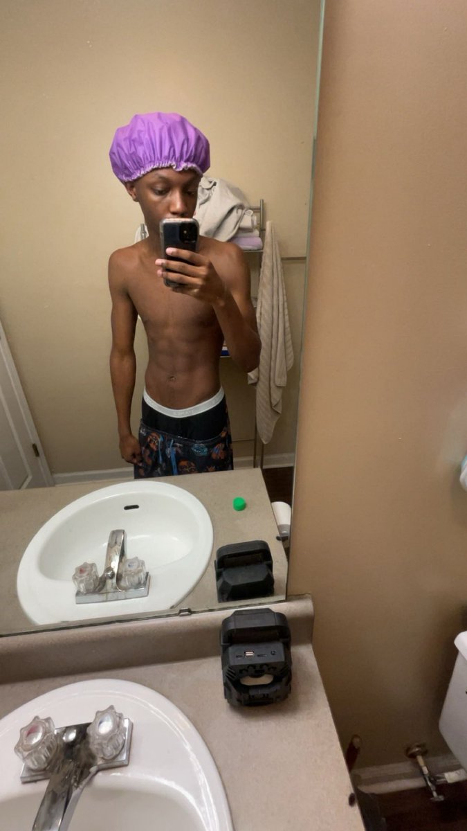 NyhemBtrim's tweet photo. Anyways I’m fine asf #mlm https://t.co/WYMW9KsecO