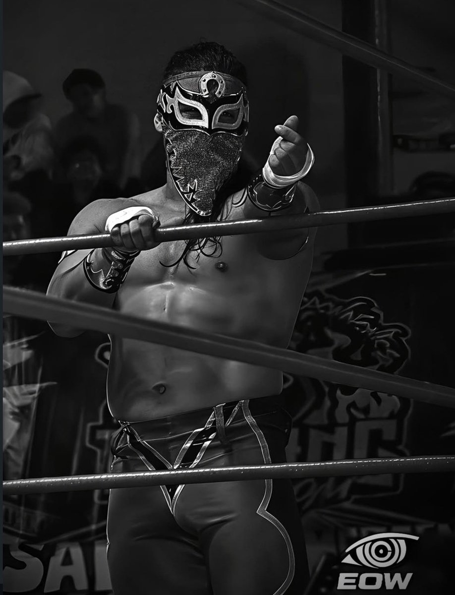 lucharules's tweet photo. bandido aegyo everyone smiled
(📷 - elojodelwrestling on ig) https://t.co/vvPbKpuqev