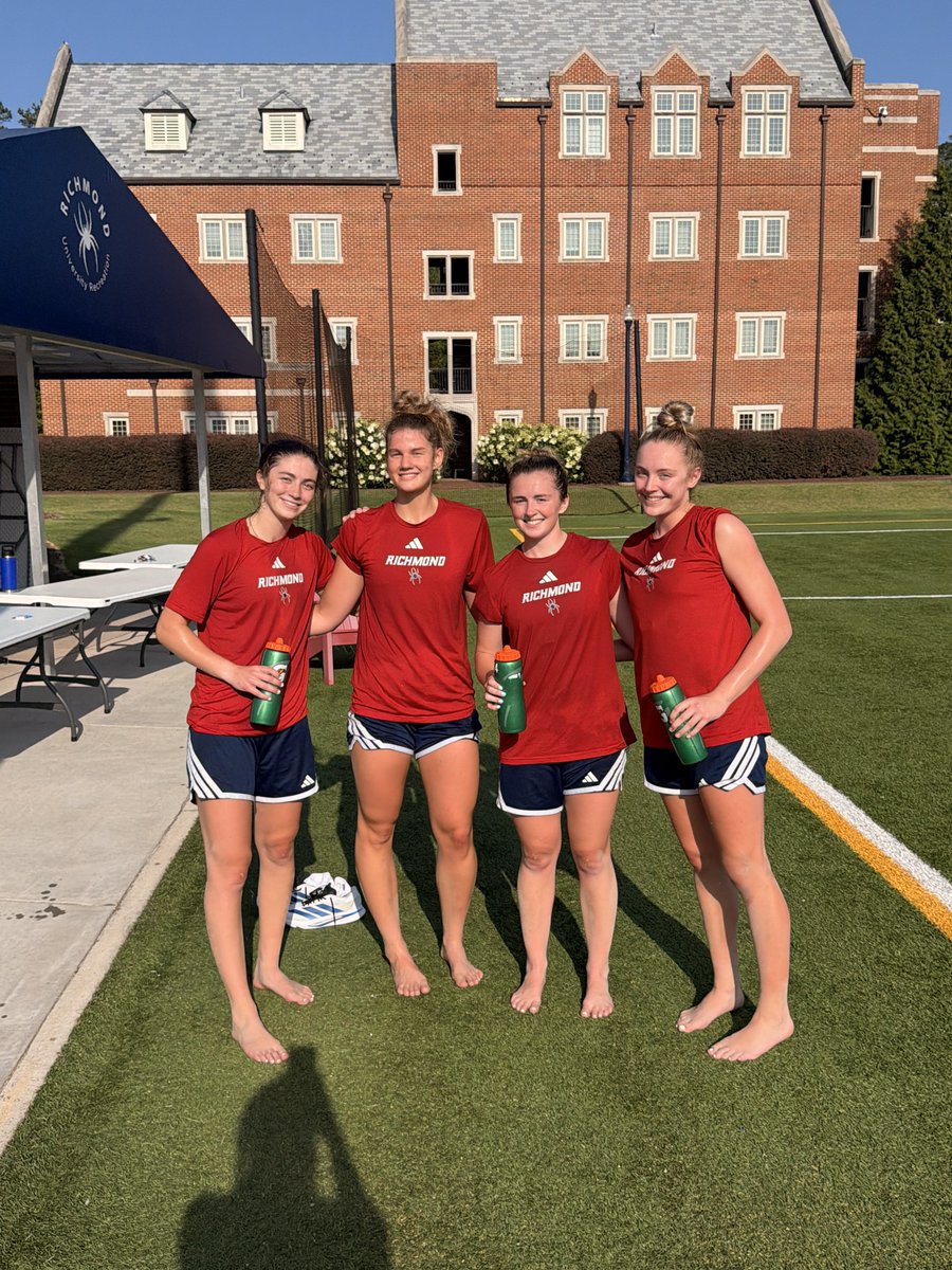 SpiderWBBall's tweet photo. Beat the heat. 🌞🏐🏀

🧵

#OneRichmond https://t.co/1uqW013jGF