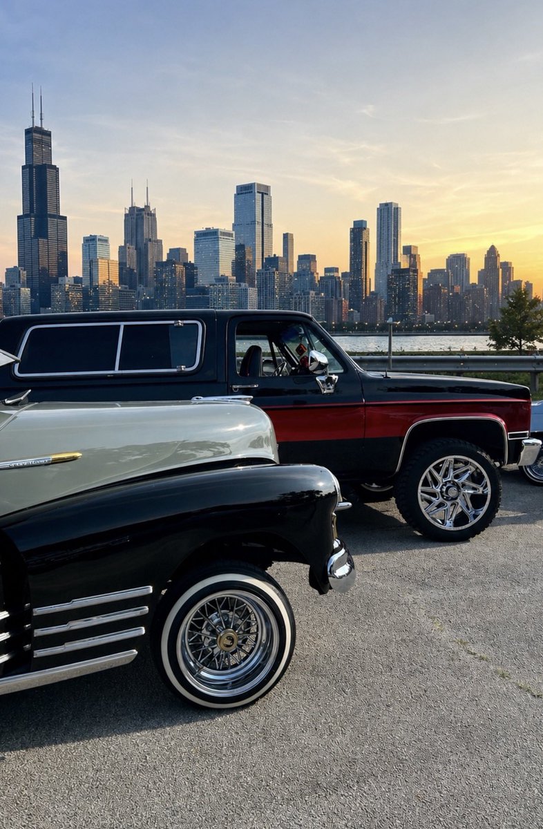 PapiPortaits's tweet photo. Sweet home Chicago. 
#ChicagoLowriders
#Lowrider
#Chicago https://t.co/nkZQcp3uWh