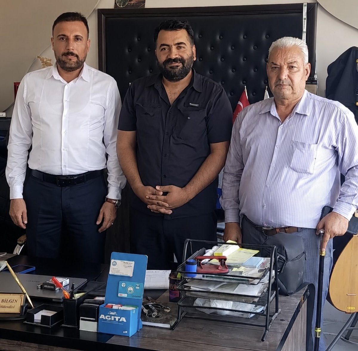 AliErogllu's tweet photo. Suruç İlçe Başkanımız Sayın Hasan Tekin ile birlikte Ziraat Mühendisi Sayın Mehmet Bilgin’i ziyaret ederek ilçemizin tarımı ve vatandaşlarımızın dile getirdiği sorunlar üzerine verimli bir istişare gerçekleştirdik. Samimi sohbet eşliğinde, güzel ilçemiz Suruç’un eksikliklerini ve çözüm önerilerini değerlendirdik. Suruç’umuzun hak ettiği hizmetlere kavuşması adına vatandaşlarımızın sesi olmaya ve sorunların takipçisi olmaya devam edeceğiz.
@MDervisogluTR @aefakibaba 
@Ozturkdenizli @mehmetbilgintrr @HasanTe59139352 @iyipartiurfa