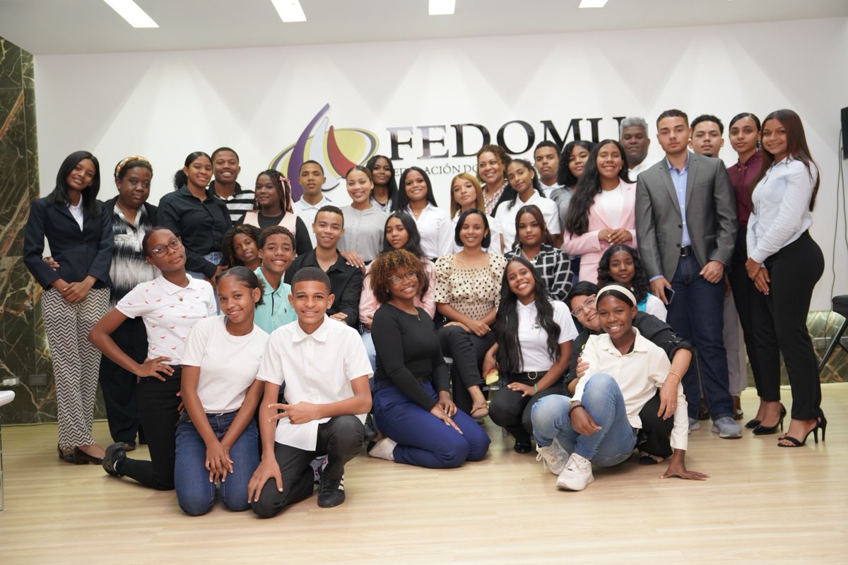 fedomurd's tweet photo. 🏛️ El Seibo y Miches marcan un hito: sus Ayuntamientos Juveniles e Infantiles celebraron una sesión conjunta en nuestra federación este jueves, fortaleciendo la participación de los jóvenes en la gestión y el desarrollo de sus comunidades.
#AyuntamientosJuveniles #Fedomu #RD https://t.co/o0hkMzcDAt