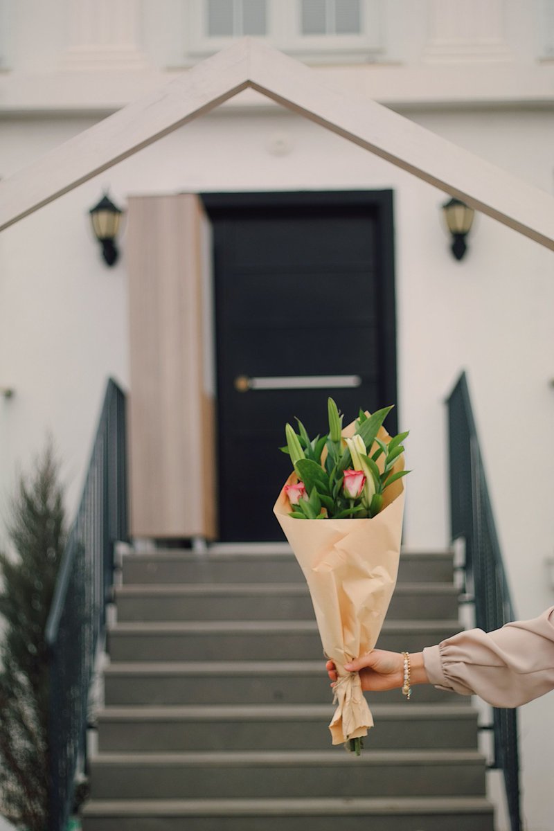 mirraangul's tweet photo. Surprise your loved ones with flower bouquet. We deliver across Angul and Nalco township call 8112081369 https://t.co/CzrupLc1Ge