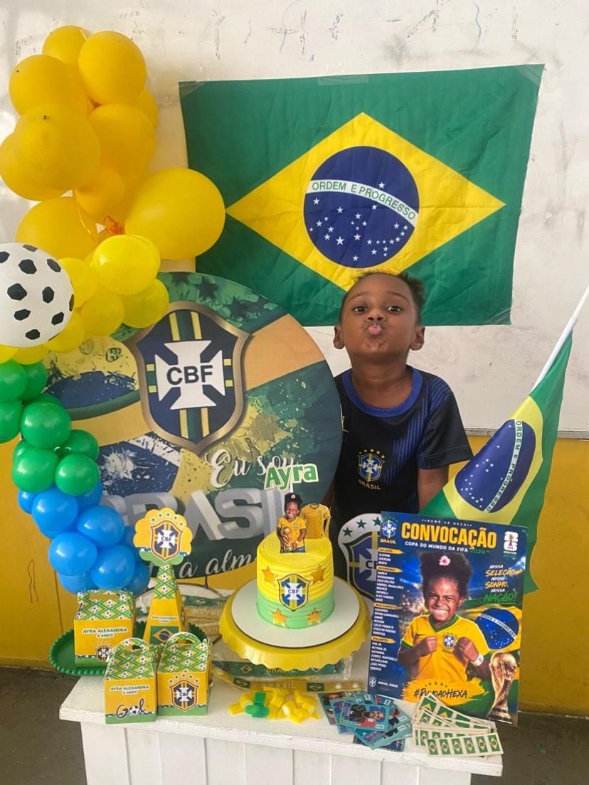 AyraMonicque's tweet photo. Festinha na Creche 💚💛 https://t.co/t8FS3TLMi7