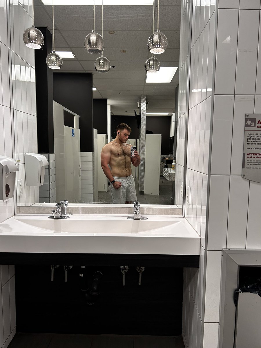 SimSimPower's tweet photo. Been cookin lately
#gay #gaylads #musclegay https://t.co/OnXxYNFhJ1