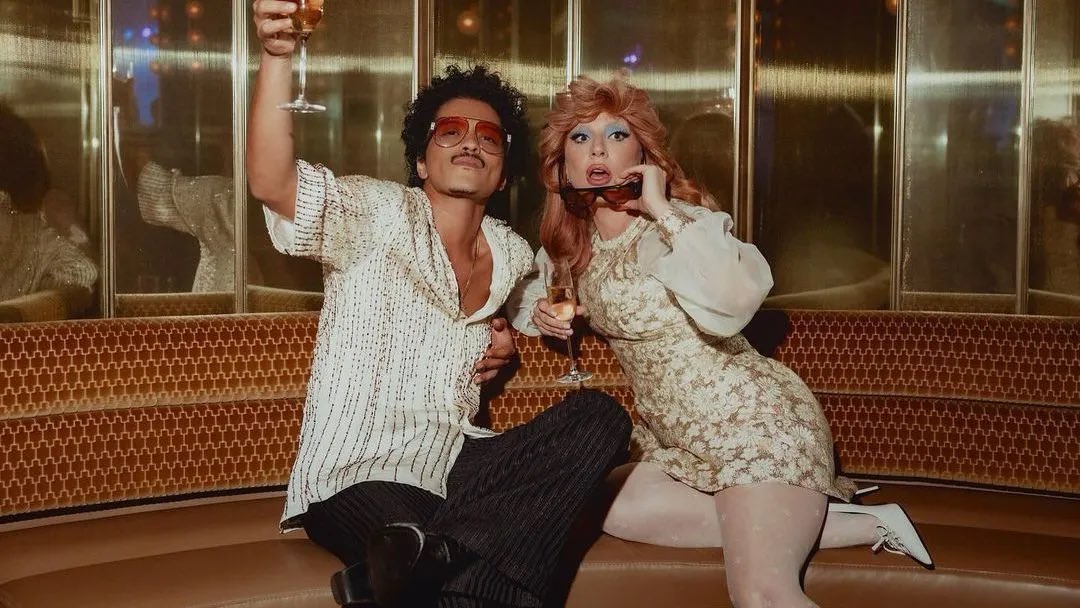 plusmusicx's tweet photo. 🥇”Die With A Smile" de Lady Gaga e Bruno Mars foi a 10ª música mais reproduzida no Spotify em 2026 até o momento. https://t.co/uXUsKfLwQG