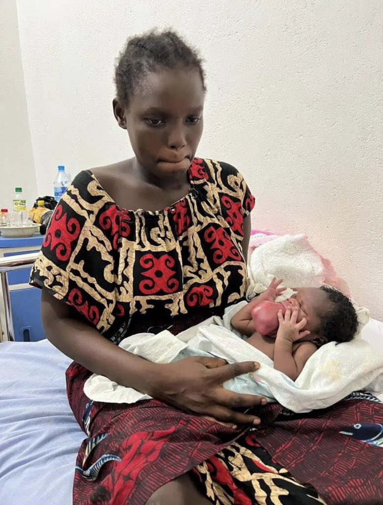 DemiDey4u's tweet photo. A cry for help😭

My new born baby is in critical condition and lots of pain😩 He’s in so much pain and urgently needs to go to hospital😭

He had some treatment but the Disease is still progressing🥹 Pls Don’t allow my son to die, he’s the only one i have💔🤲🏽

May God bless u🙏🏽 https://t.co/Vg53A0AENA