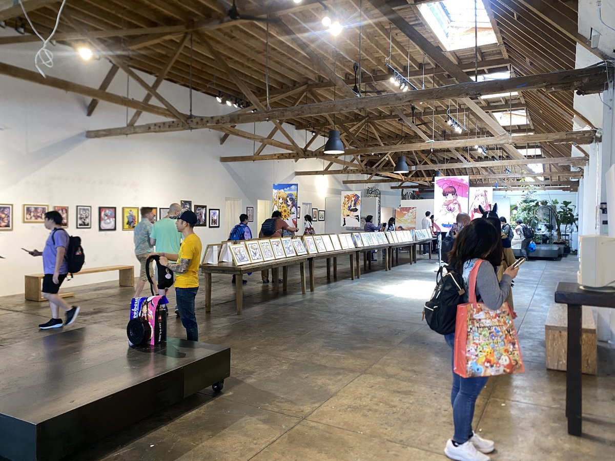 shiravune's tweet photo. 🎉 YABAI Gallery Day 1 is here!

The doors are open, and we're excited to welcome everyone!

Stop by to explore exclusive artwork by Itaru Hinoue, the original artist of ONE., along with many other incredible creators.

See you at YABAI! ✨
https://t.co/xt6PFUvBSD https://t.co/XIiJGr0LRc