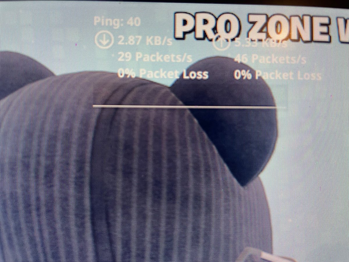 HunryJ's tweet photo. @FortniteStatus  @FNCompetitive 
Im getting  40-50 ping in creative and in game FIX IT PLEASE!!! https://t.co/lNXH5VvlG8
