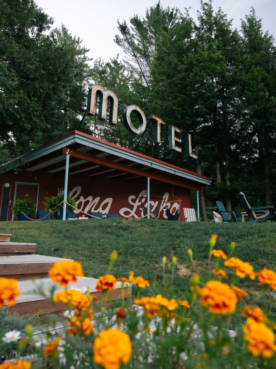 VisitAdks's tweet photo. A summer getaway you'll never forget. Motel Long Lake is the perfect Adirondack escape, right on the lake.

📍 Long Lake, New York @newyorkupstate @motellonglake
📷  @chadwick_vt https://t.co/CneWOLE29b
