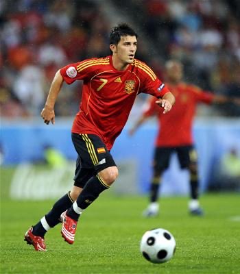 Kasprowicz_7's tweet photo. @grobel09 Euro 2008 i David Villa w czerwonych F50. Każdy chciał nim być https://t.co/7duDSgu4dI