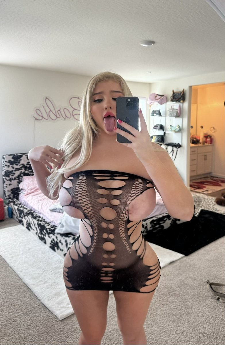 rain555231's tweet photo. Mon packs de nudes  contenant 60 nudes et 30 videos personnalisées ultra sexy de moi pour te faire jouir en seconde 🍆👇
Je fais aussi la sex cam super hot 🎊, réel ☑️ de fou . https://t.co/sUSDX5wJAB
