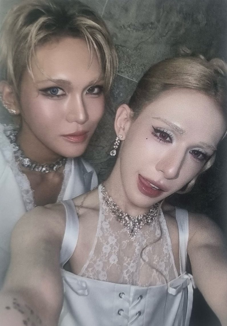 XCM_summerdream's tweet photo. #needthatnow
有人能出我这张小卡吗😭非常需要😭收不到这张卡我会一直哭的😭😭 https://t.co/J988wYjhq8