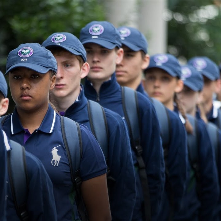 Djoko_UTD's tweet photo. 🚨 Did you know,

The Wimbledon ball boys &amp; girls:

• Paid just ~£200 for the entire tournament
• Around 250 are selected from ~1,000
• Average age: 15
• Train for nearly 5 months before Wimbledon
• Work 1 hour on, 1 hour.
• Get to keep their Ralph Lauren uniform https://t.co/rWwzLzHOiA