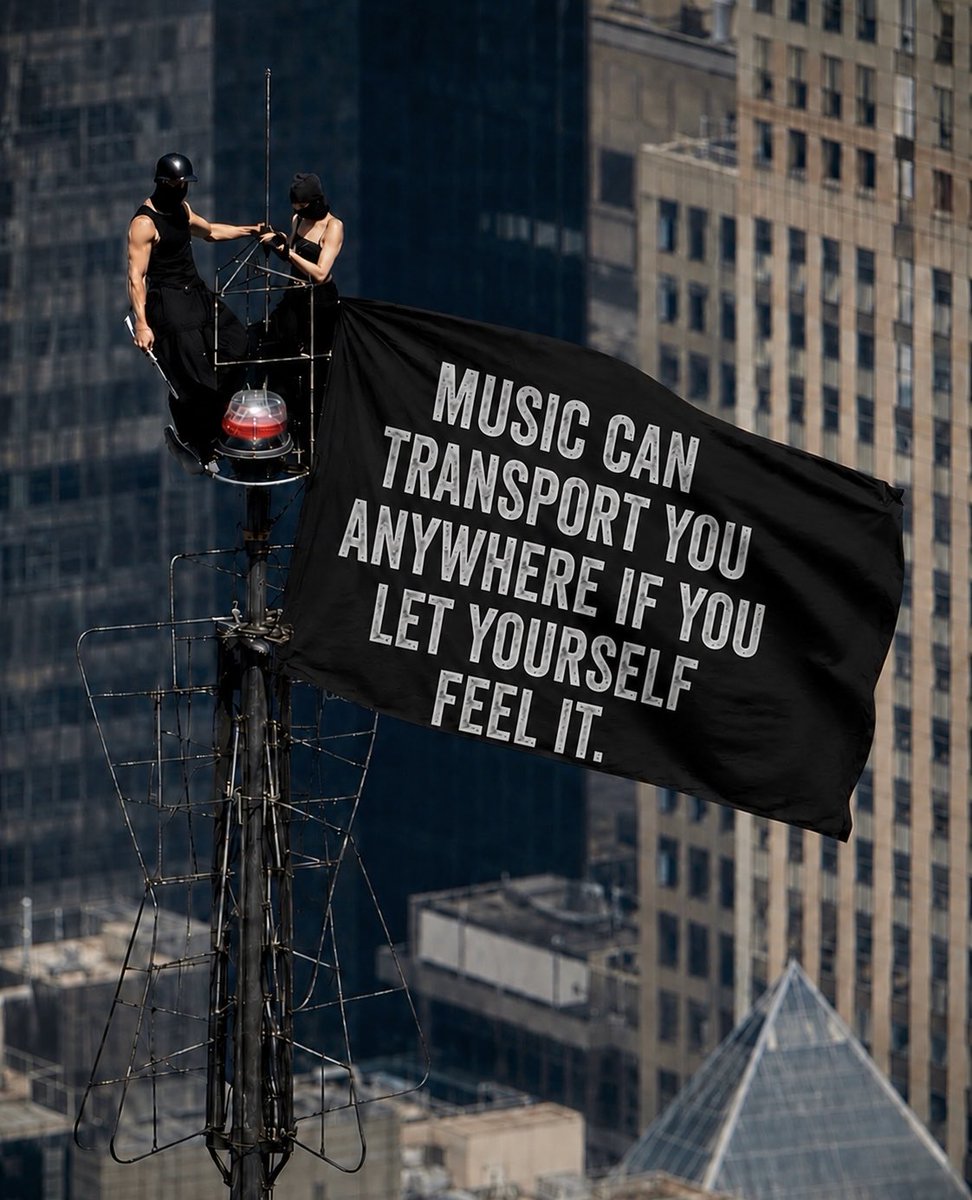 CaliSoundOff's tweet photo. Where did the music take you? 🥷🏻🖤

#MusicTrend #ViralPost #ElectronicMusic #Music #Feel https://t.co/Pt4roaOTXd