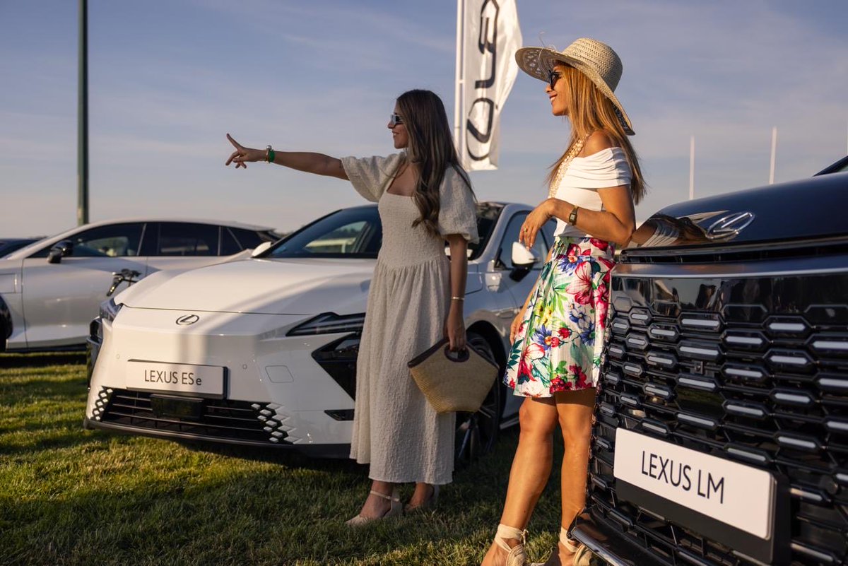 LexusSpain's tweet photo. Trío de ases en Autobello 2026: el nuevo ES, el RZ y la LM en el evento automovilístico que da el pistoletazo, un año más, al verano de la capital.

#experienceamazing
#lexuselectrified
@AutobelloES https://t.co/rWAdTgqz4d
