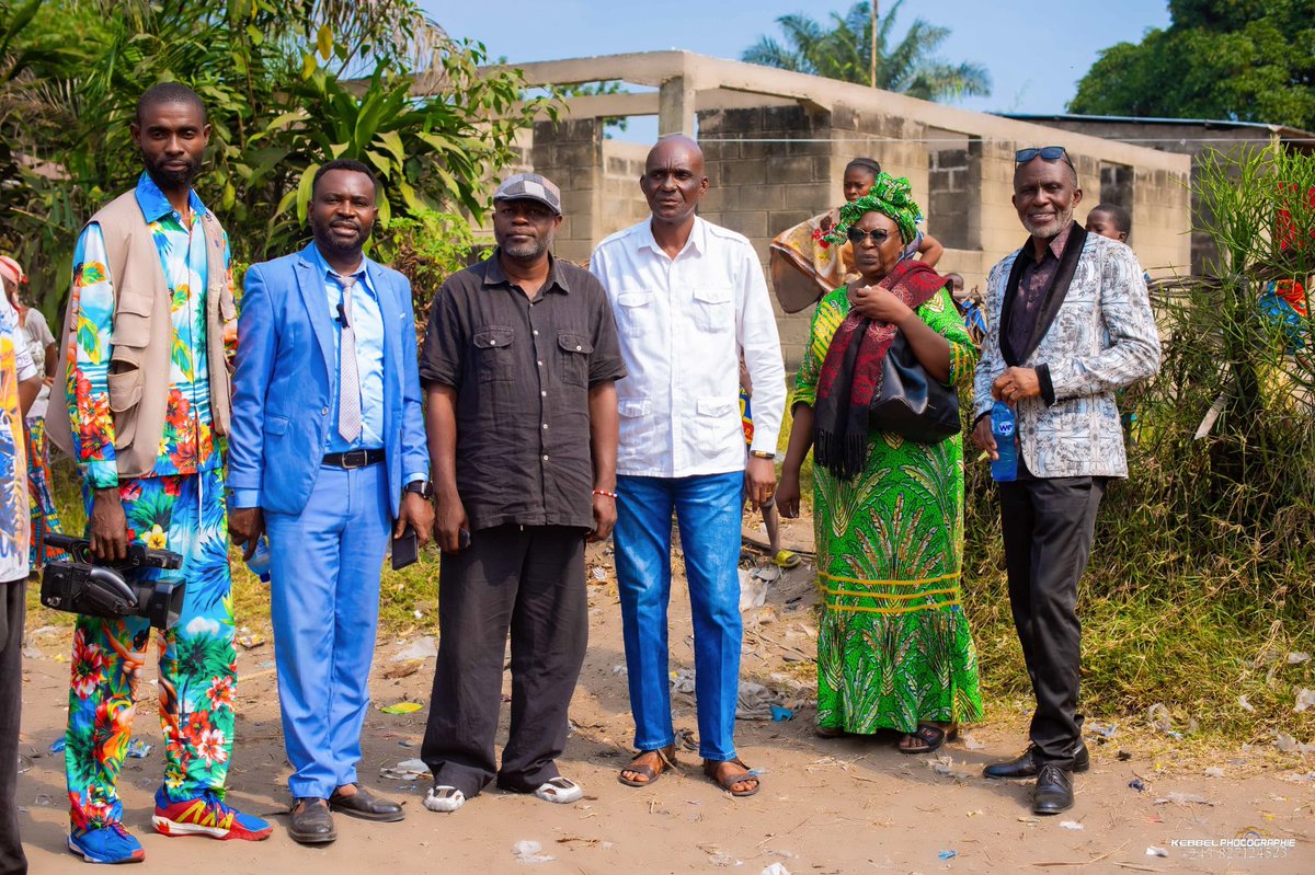 TvSarepta's tweet photo. HONORABLE MUTINGA MARIE SE DÉMARQUE À LA TSHANGU FACE À SES ACTIONS. ELLE CONTINUE D'ECRIRE SON HISTOIRE AU QUARTIER KIBUNDA DANS LA COMMUNE DE KIMBANSEKE LE 30/06/2026.
@CBosembe
@StopiraYannick2 @StanysBujakera  @SeyGauthier11 @central_sage @Presidence_RDC https://t.co/46pcbwMYw5