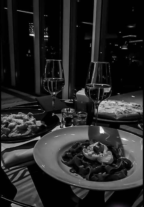 hookedonallyy's tweet photo. I just received Dinner from Jups via Throne 🤍 https://t.co/wItspUROwI