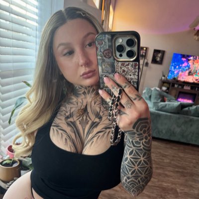 jade_ty87's tweet photo. #NewProfilePic https://t.co/Z9lLaZchDl
