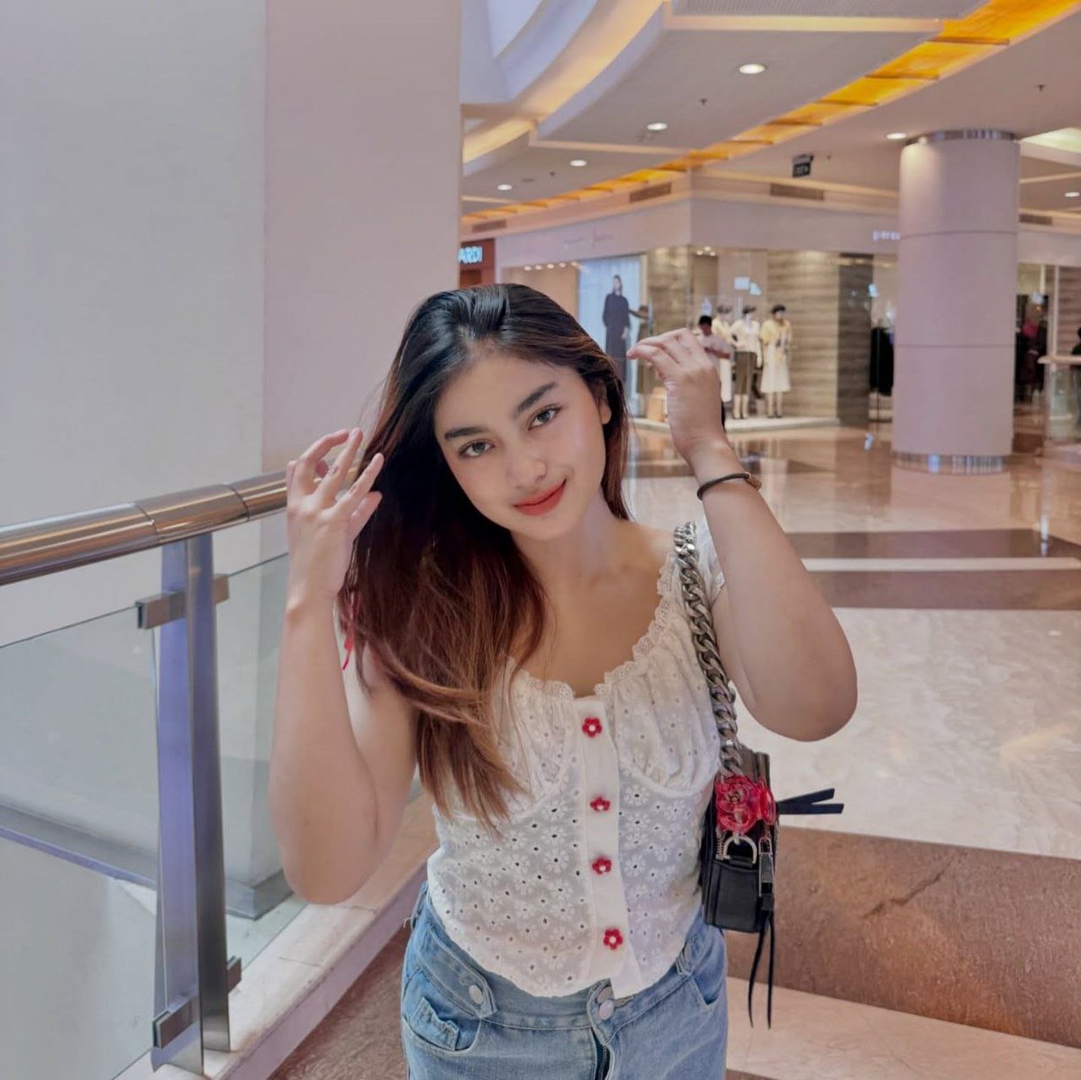 rzemember's tweet photo. Batam dan malaysia pagii ini stay panggilan dan include

#openbobatam #bobatam #angelbatam #angelmalaysia #availbatam https://t.co/NbGrIR7Oo2