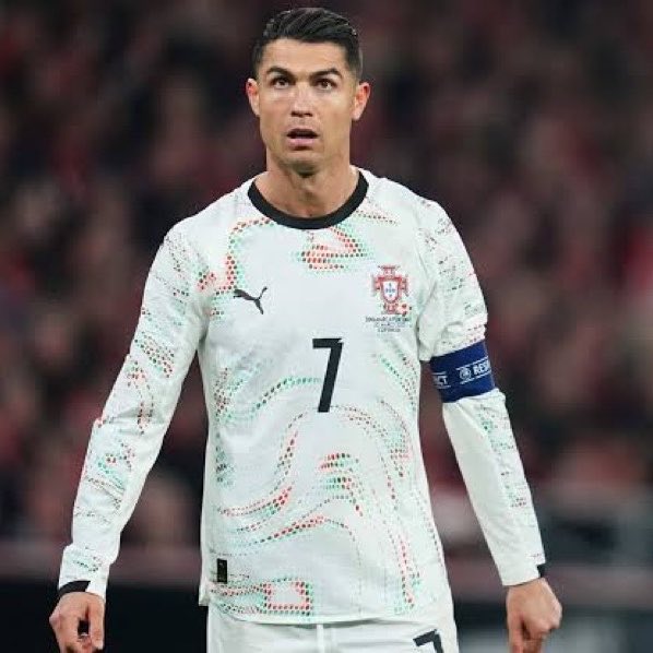 choquei's tweet photo. 🚨HISTÓRICO: Pela primeira vez na carreira, Cristiano Ronaldo marca em um mata-mata de Copa do Mundo! https://t.co/nahHSI1DWO