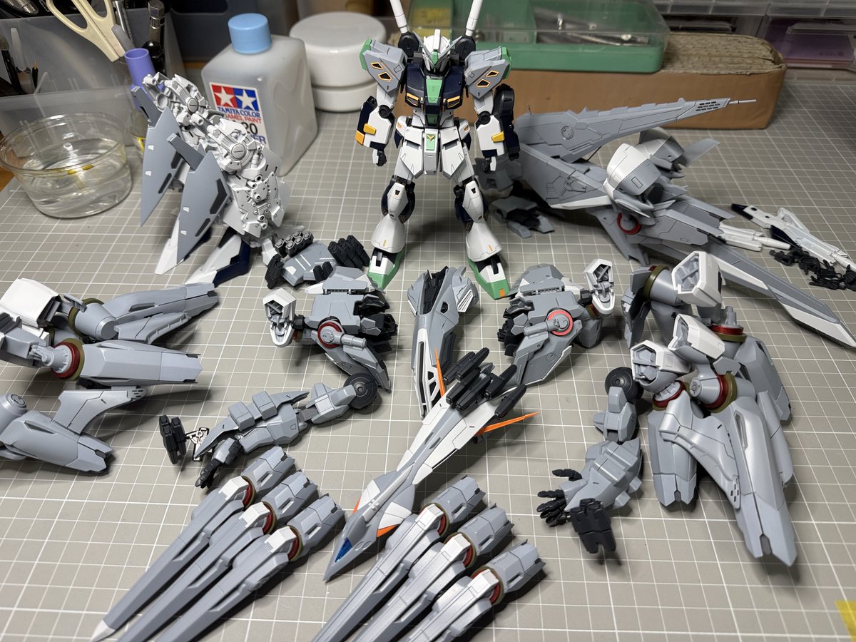 dokurozaku2613's tweet photo. #7月になったのでフォロワーさんに自己紹介しようぜ
いまは仕事の合間みて、チマチマとアリュゼウス頑張ってます🤗
もう少しで余裕できるのでxiかex-s手をつけたいなと思ってます！ https://t.co/ndsJr2yYhm