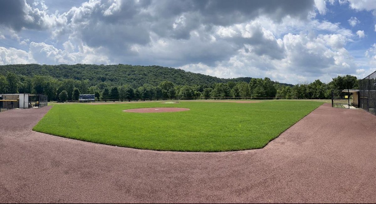 daverinehart45's tweet photo. Allegany is actively looking for starter level arms for this fall 2026. If you are looking for a home this fall, have JUCO eligibility and feel you don’t have the offers you want, this is the spot for YOU! The arms we’ve developed and sent on has been done at an ELITE level. DM me