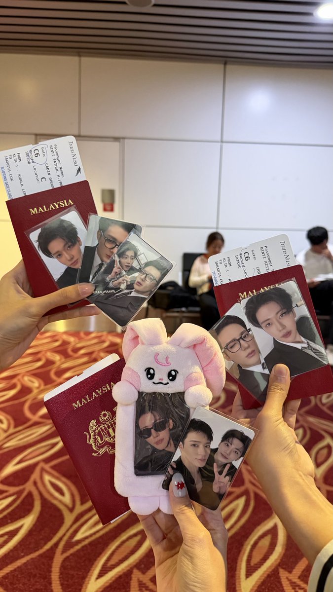 hearteubaek's tweet photo. JAKARTA LEGGOOO 🩷

@pitlanejeno @hhualaa  #DUALITY_IN_JAKARTA #NCTJNJM_DUALITY https://t.co/tJZSI47LZb
