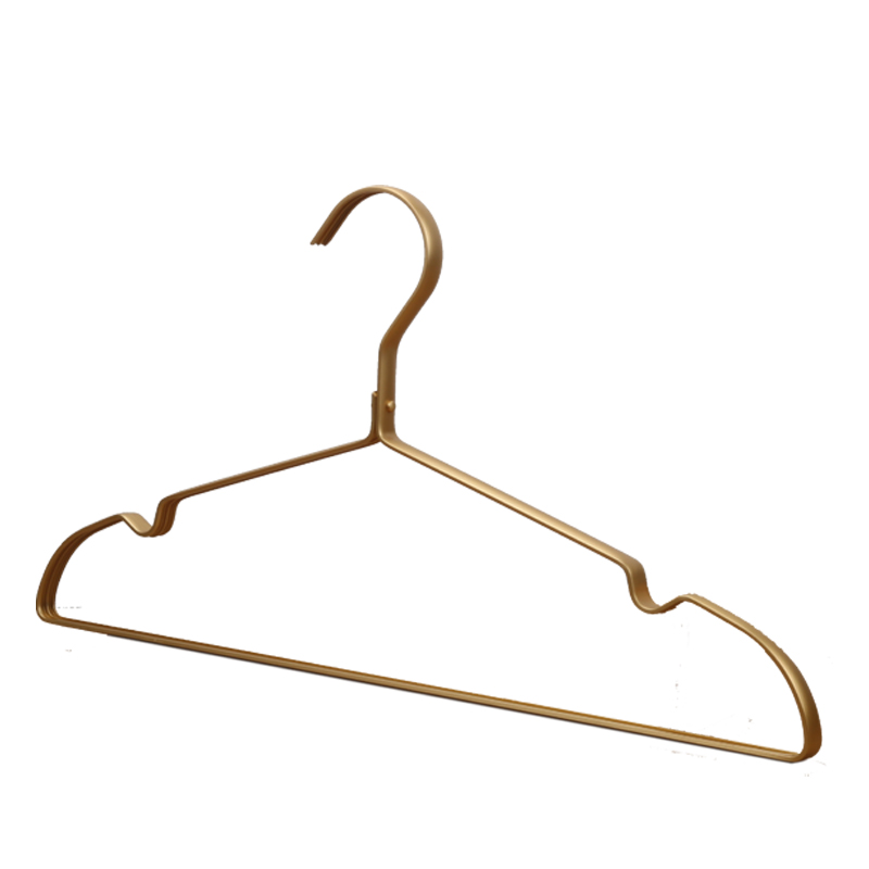 KinidaHanger's tweet photo. Elevating my daily closet aesthetic with these minimal matte gold hangers. ✨
#BulkHangers  #HangerFactory  #MetalHangers  #HangerSupplier #fyp https://t.co/VAXS9CNhKZ