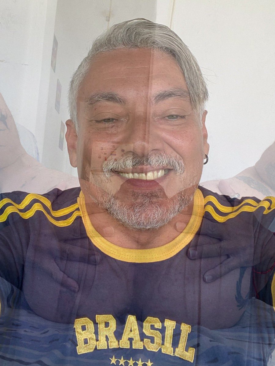 RickyFCoutinho's tweet photo. Entrei na trend https://t.co/SLECZyPRgv