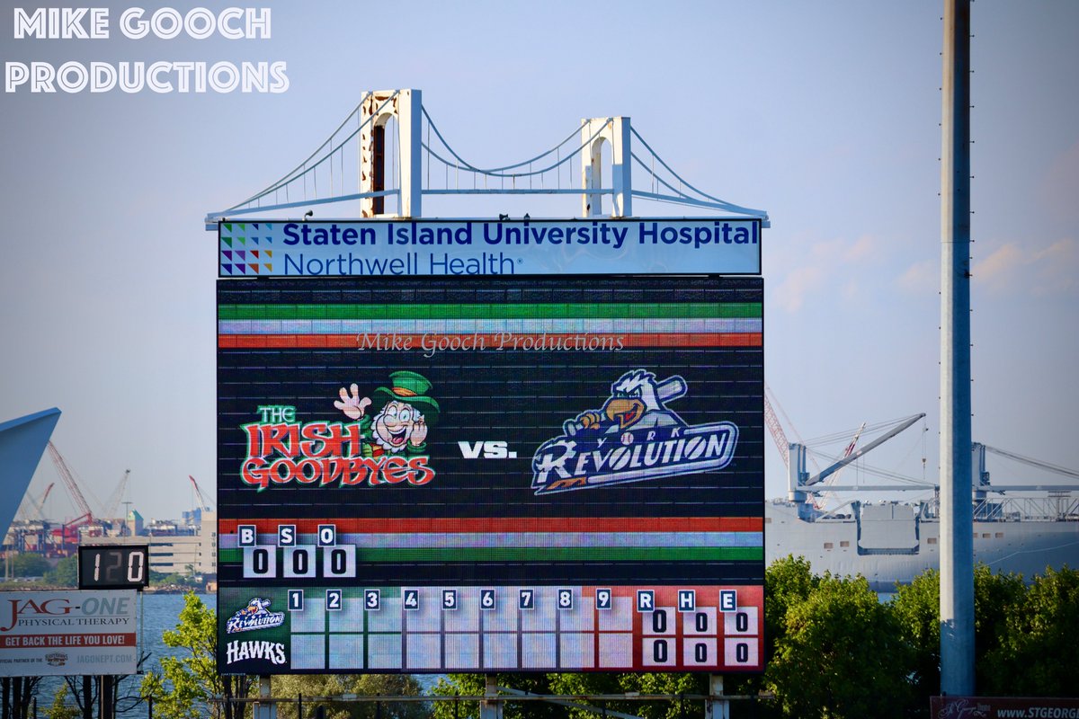 MikeGooch_Pics's tweet photo. Attention by #MikeGoochProductions
#NYC #photography #photo #newyork #nycphotographer #FollowThisPhotoGuy #PhotographyIsArt #streetphotography #streetphotographer #USA #MLB #baseball #MiLB #StatenIsland #FerryHawks #newyorkcity #York #MLB #sportsphotography https://t.co/b5W94ddVLS