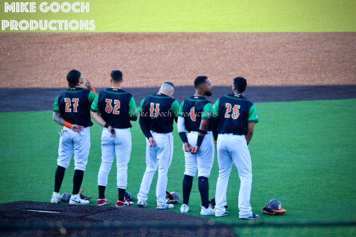 MikeGooch_Pics's tweet photo. Attention by #MikeGoochProductions
#NYC #photography #photo #newyork #nycphotographer #FollowThisPhotoGuy #PhotographyIsArt #streetphotography #streetphotographer #USA #MLB #baseball #MiLB #StatenIsland #FerryHawks #newyorkcity #York #MLB #sportsphotography https://t.co/b5W94ddVLS