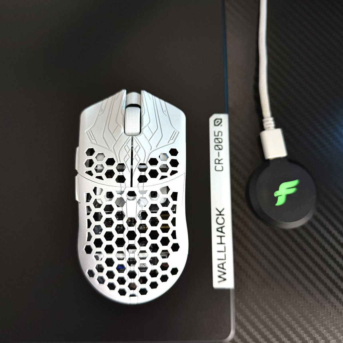 Rabot233's tweet photo. WALLHACK CR-005🖤
@WallhackHQ 

#Desksetup #Glasspad https://t.co/tonXl0iq8W