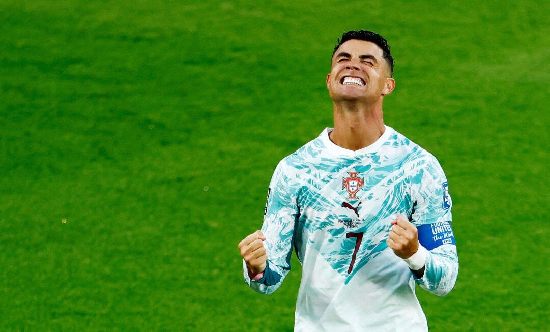 ImTanujSingh's tweet photo. 🚨 CRISTIANO RONALDO CREATED HISTORY 🚨 

- Cristiano Ronaldo becomes the oldest player to score Goal in Knockouts in FIFA World Cup  History. 🐐 https://t.co/7RJ5uTup8x