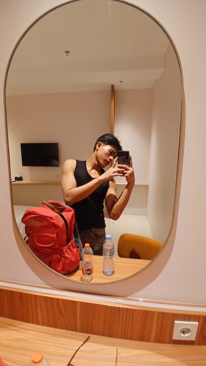 Denta982802's tweet photo. I just myself
#bandung 
#explore https://t.co/EcmGLURmNb