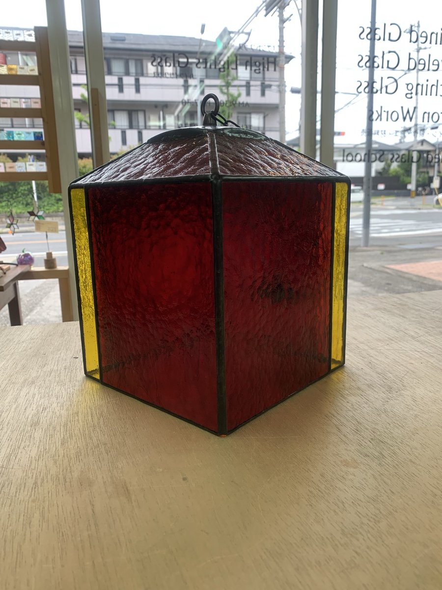 highlightsglass's tweet photo. 完成し、お渡ししました。
雰囲気の有る赤色のガラスです。

https://t.co/9bmcyioS6P https://t.co/sy7mhYudgA