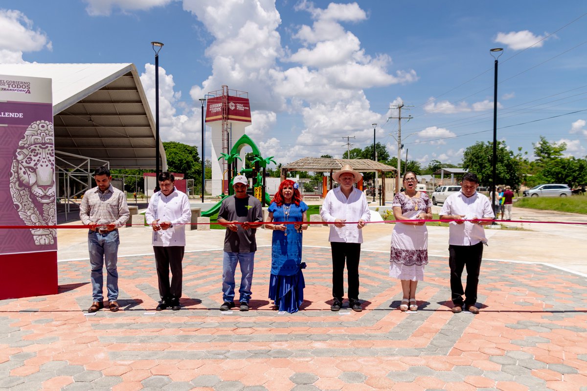LaydaSansores's tweet photo. En la comunidad de San Miguel de Allende inauguramos el nuevo parque principal, un espacio pensado para la convivencia y el bienestar de las familias, con una inversión de 3.3 millones de pesos.

La obra incluye gimnasio al aire libre, áreas verdes, juegos infantiles, sistema de drenaje e iluminación, para brindar un entorno más seguro, funcional y digno para todas y todos.