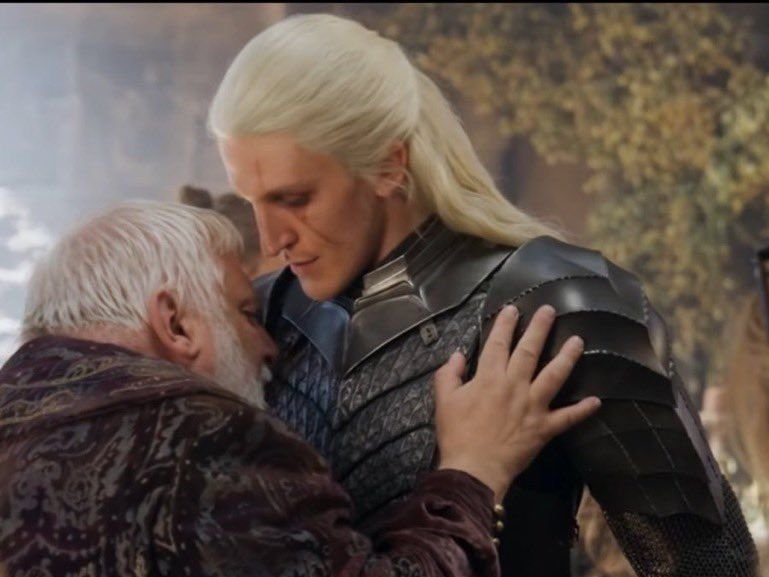 Thrones Updates tweet media