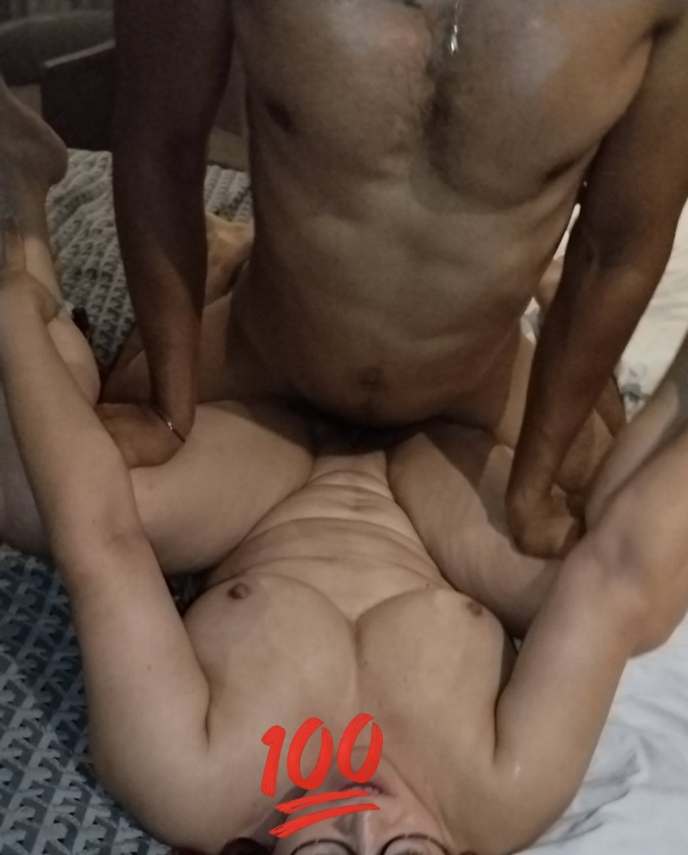 Debora_Vargas69's tweet photo. Aquí satisfaciendo a un rico macho 🐂 bien #Vergon 🍆

#SinFiltros #SinNada cómo debe de ser una #HotWife Amateur https://t.co/Tjx4Jd1Le1