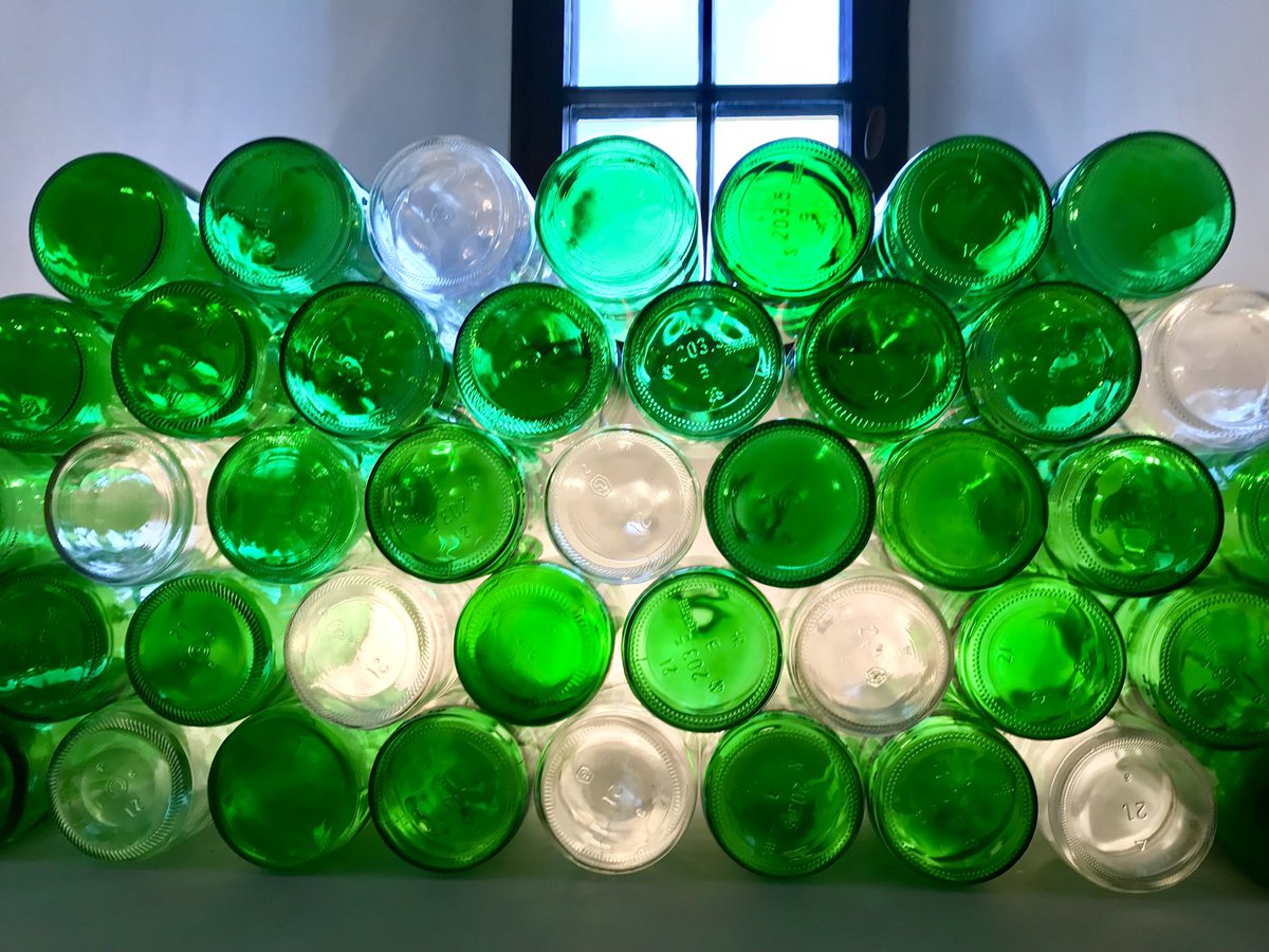 Cazlar123's tweet photo. @Sam_Alexandra23 Glass bottles for #creativethursday ππΈ https://t.co/LgXUE6pTGj