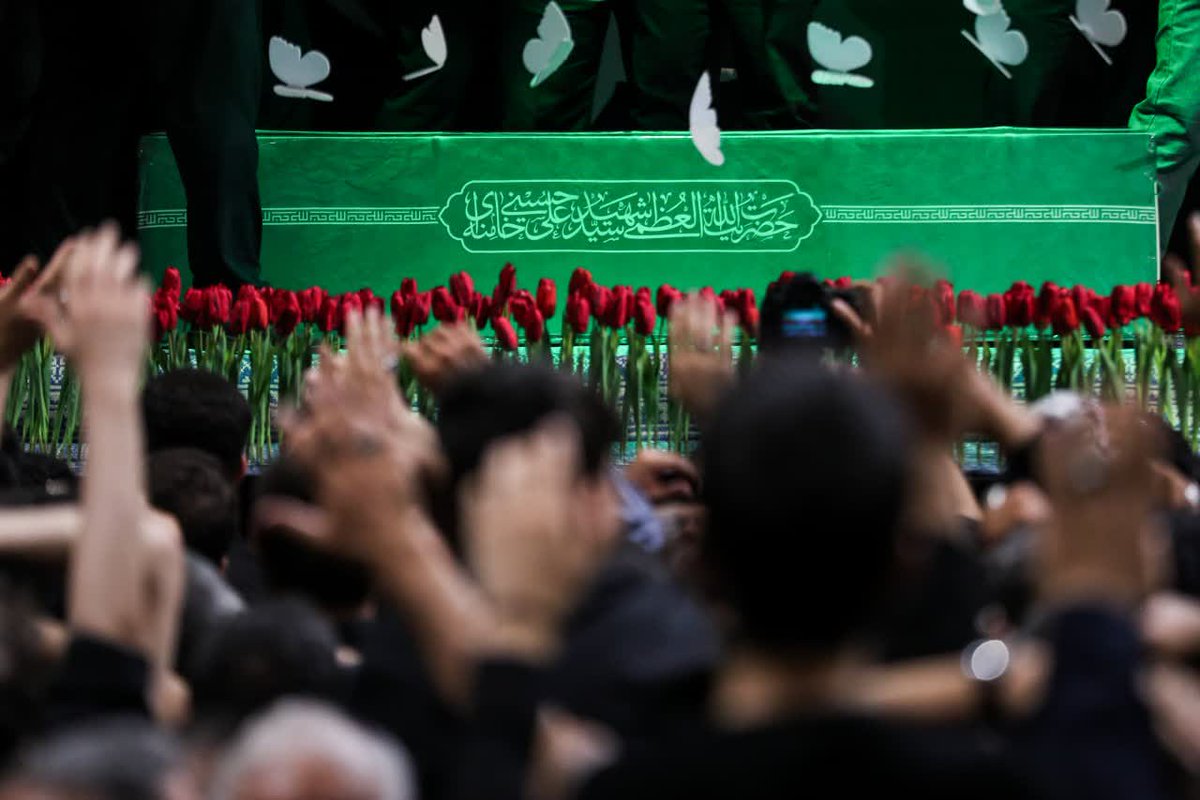 MahDokh315's tweet photo. من گمان می‌کردم ، رفتنش ممکن نیست
رفتنش ممکن شد ، باورش ممکن نیست
😭💔

#آقای_شهید_ایران
#باید_برخاست https://t.co/EEvxDxgXZR