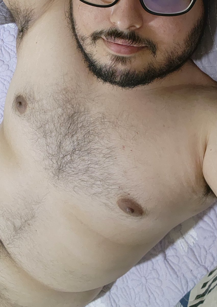 ursafadin's tweet photo. Deita aqui? https://t.co/3HoXyQCdcO
