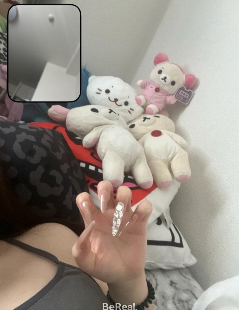 z7pkg's tweet photo. お姉さんと話そ！！ https://t.co/1br0mIYSGh